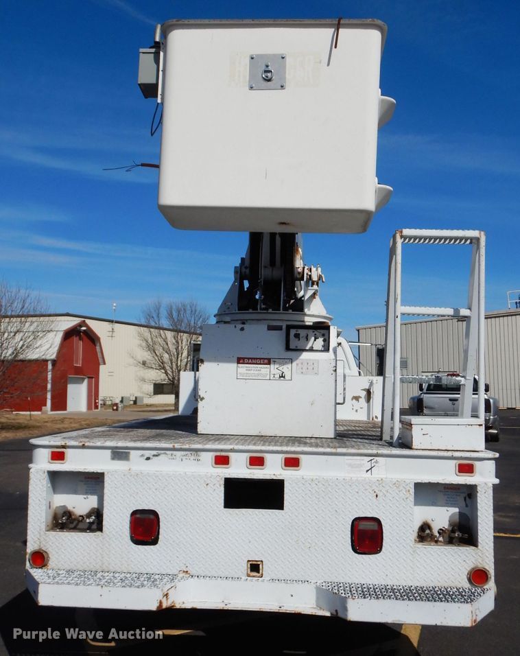 image for item DG6321 1989 GMC Sierra  bucket truck