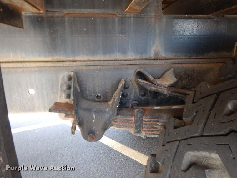 image for item DG6321 1989 GMC Sierra  bucket truck