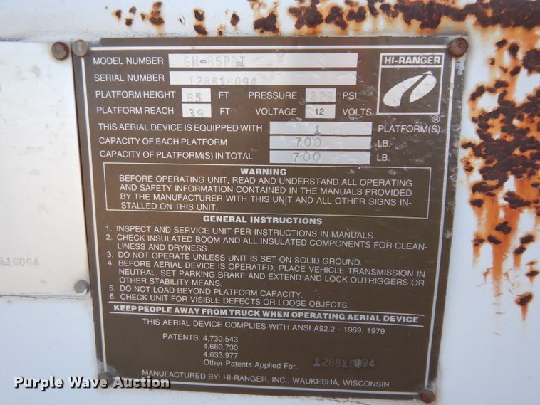 image for item DG6321 1989 GMC Sierra  bucket truck