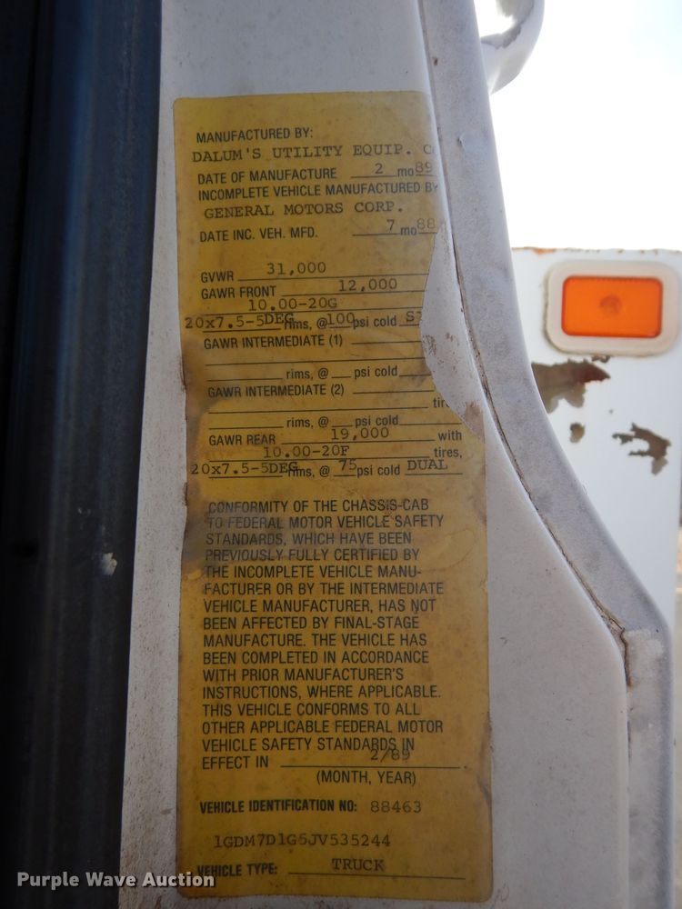 image for item DG6321 1989 GMC Sierra  bucket truck