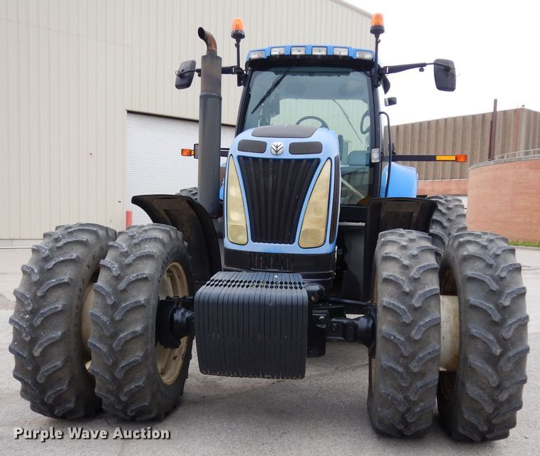 image for item DG6498 2006 New Holland TG215 tractor