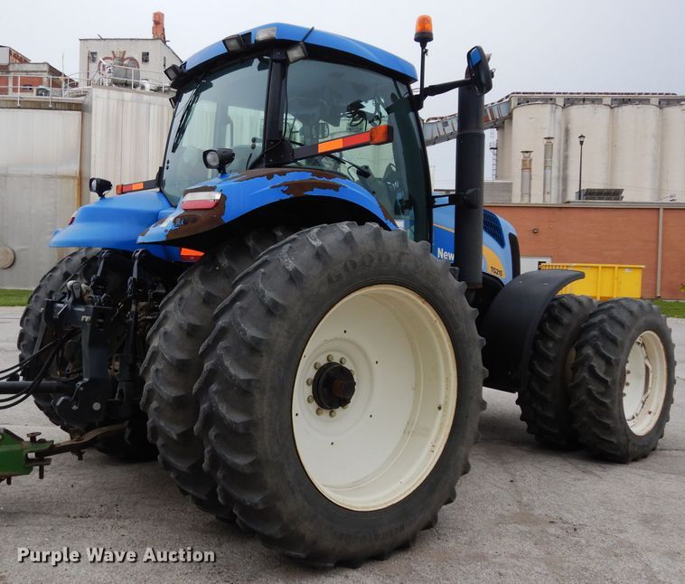 image for item DG6498 2006 New Holland TG215 tractor