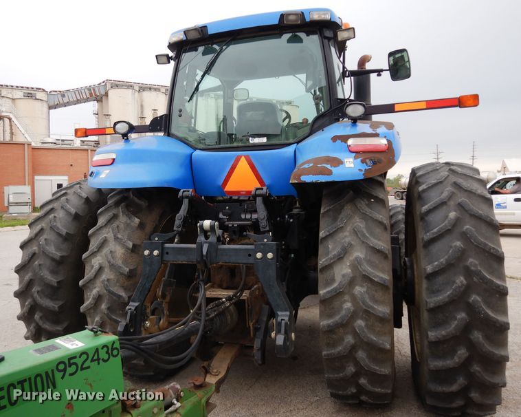 image for item DG6498 2006 New Holland TG215 tractor