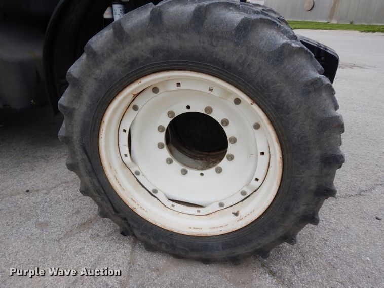 image for item DG6498 2006 New Holland TG215 tractor