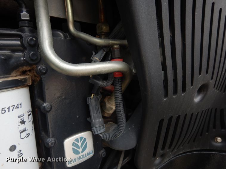 image for item DG6498 2006 New Holland TG215 tractor