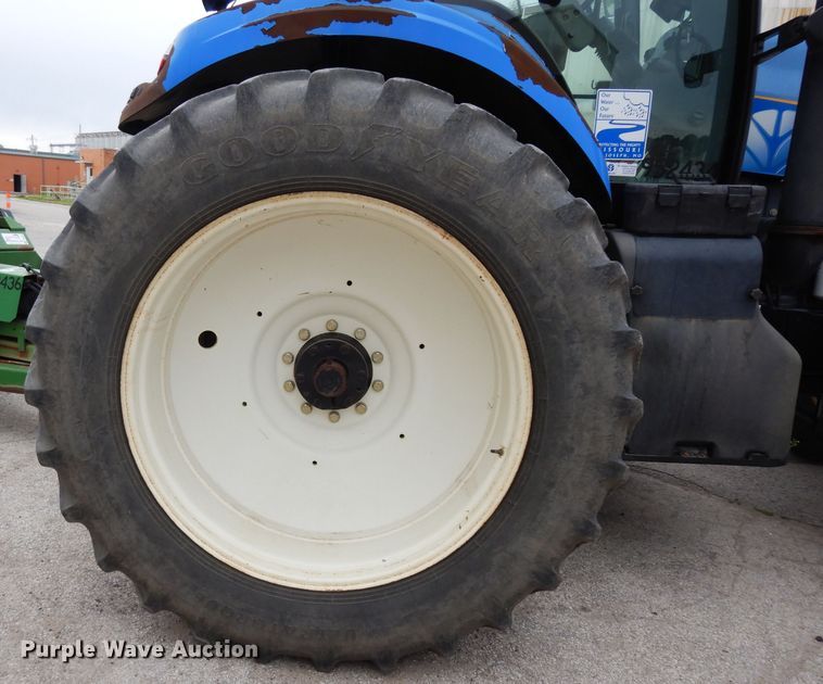image for item DG6498 2006 New Holland TG215 tractor