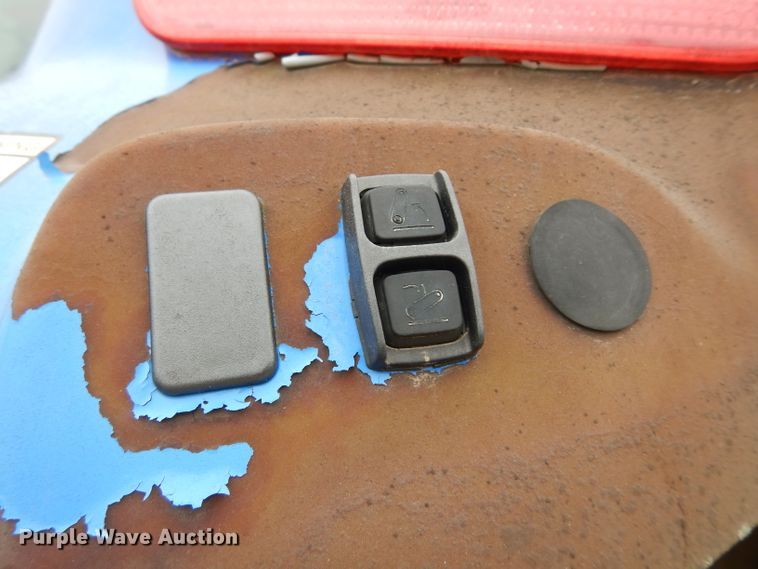 image for item DG6498 2006 New Holland TG215 tractor