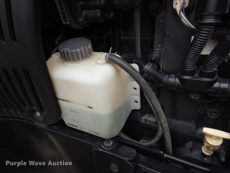 image for item DG6498 2006 New Holland TG215 tractor