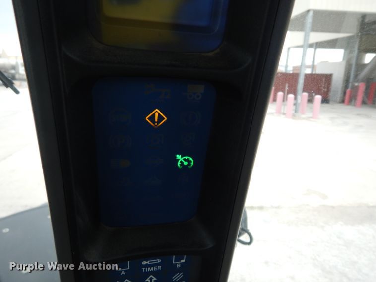 image for item DG6498 2006 New Holland TG215 tractor