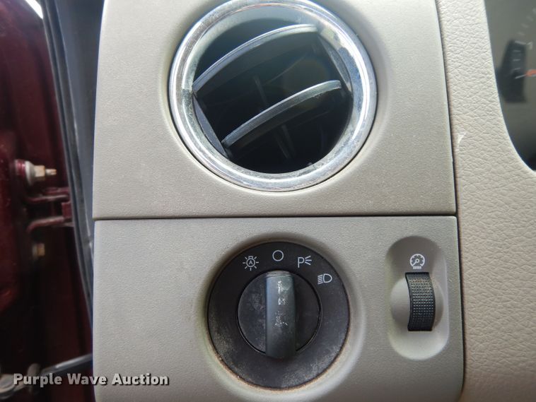 image for item DG6760 2006 Ford F150  SuperCab pickup truck