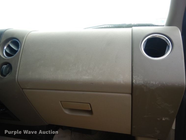 image for item DG6760 2006 Ford F150  SuperCab pickup truck