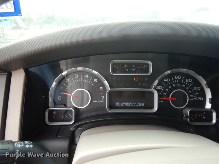 image for item DG6761 2008 Ford Expedition XLT  SUV