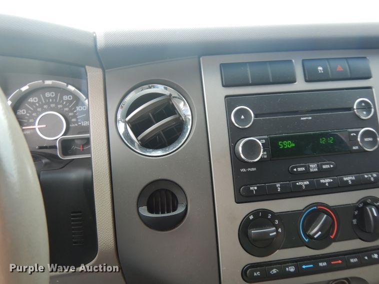 image for item DG6761 2008 Ford Expedition XLT  SUV