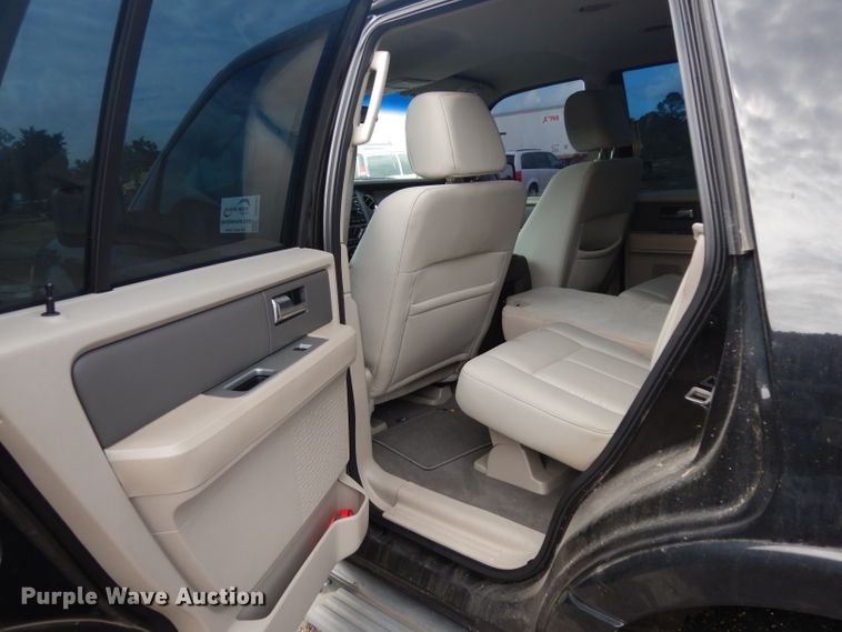 image for item DG6761 2008 Ford Expedition XLT  SUV