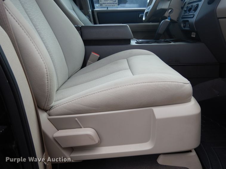 image for item DG6761 2008 Ford Expedition XLT  SUV