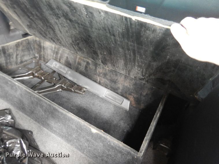 image for item DG6763 2011 Ford Explorer  SUV