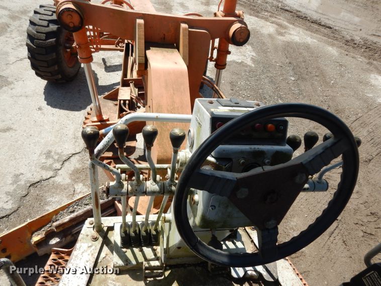 image for item DG6768 Fiat-Allis FG65C  motor grader