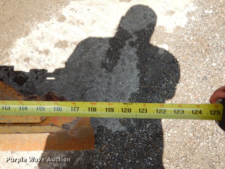 image for item DG6768 Fiat-Allis FG65C  motor grader