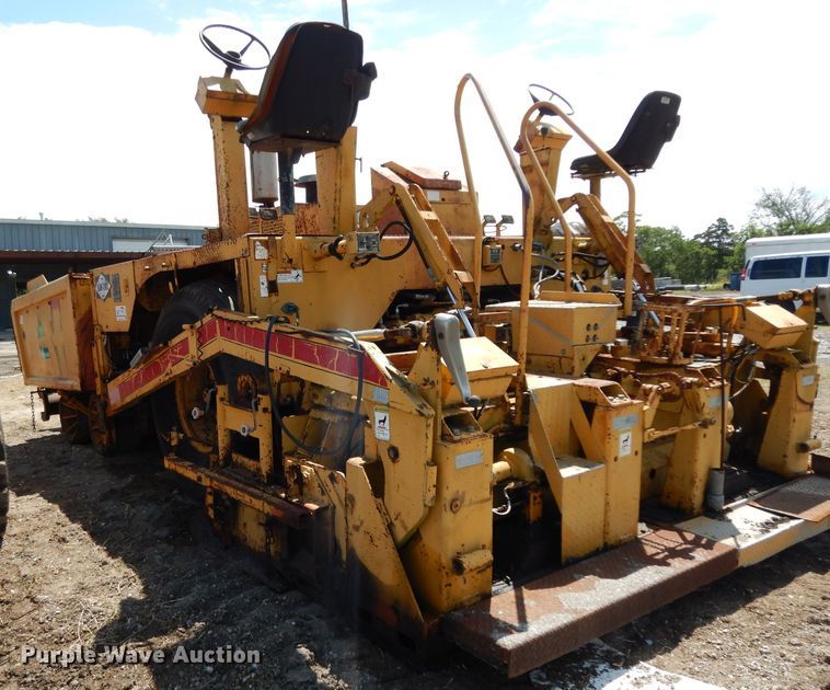 image for item DG6769 Blaw-Knox PF-172B  paver