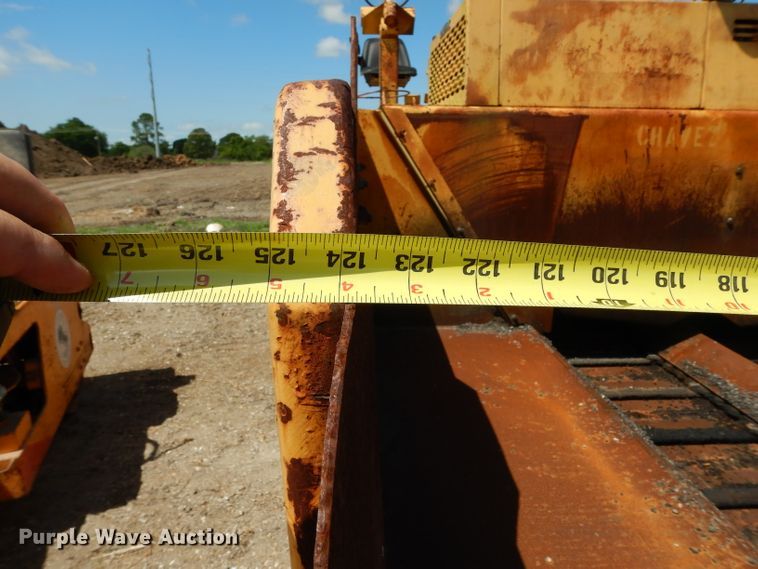 image for item DG6769 Blaw-Knox PF-172B  paver