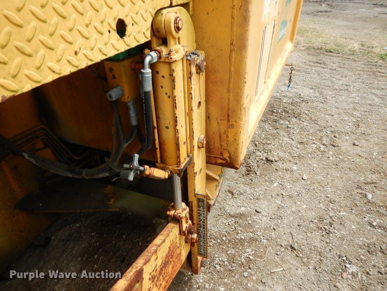 image for item DG6769 Blaw-Knox PF-172B  paver