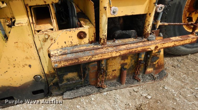 image for item DG6769 Blaw-Knox PF-172B  paver