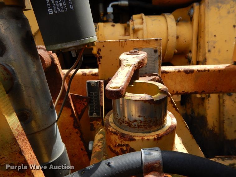 image for item DG6769 Blaw-Knox PF-172B  paver