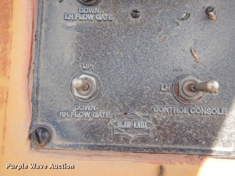 image for item DG6769 Blaw-Knox PF-172B  paver