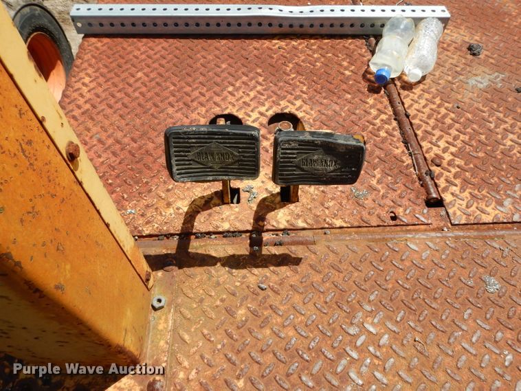 image for item DG6769 Blaw-Knox PF-172B  paver