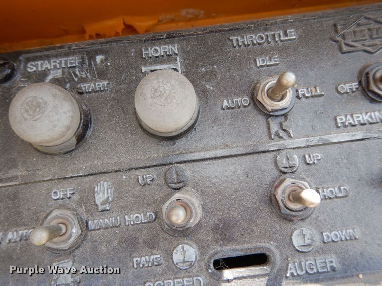 image for item DG6769 Blaw-Knox PF-172B  paver