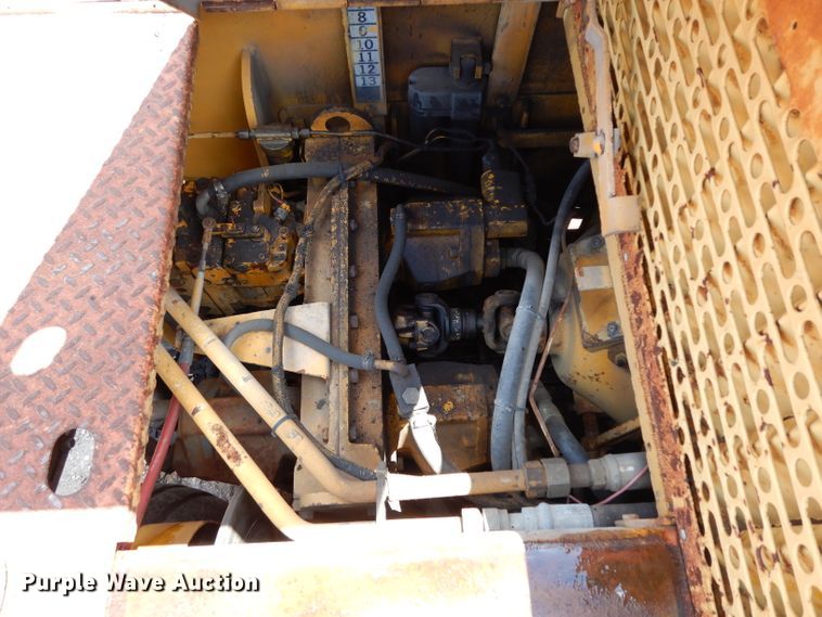 image for item DG6769 Blaw-Knox PF-172B  paver