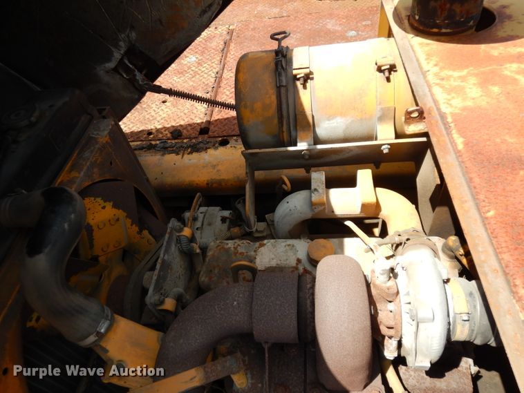 image for item DG6769 Blaw-Knox PF-172B  paver