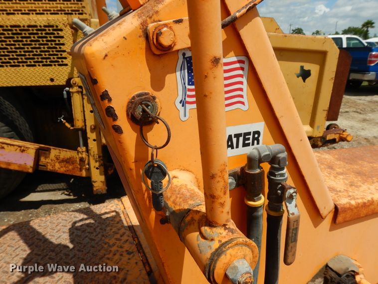 image for item DG6770 2001 LeeBoy 300  double drum vibratory roller