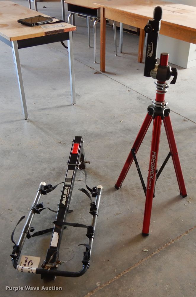 image for item DG7759 Bike carrier and stand