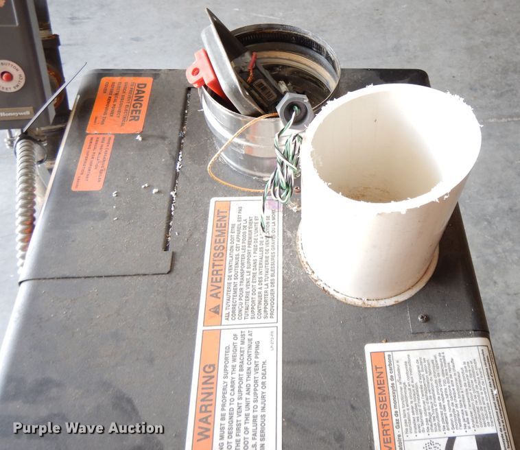 image for item DG7761 2013 HTP EL-299N water boiler system