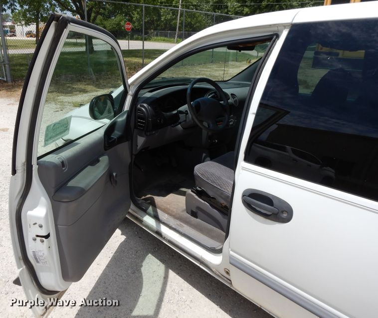 image for item DG7765 1999 Dodge Caravan  van