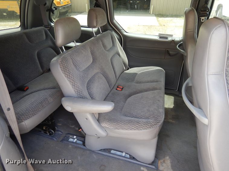 image for item DG7765 1999 Dodge Caravan  van