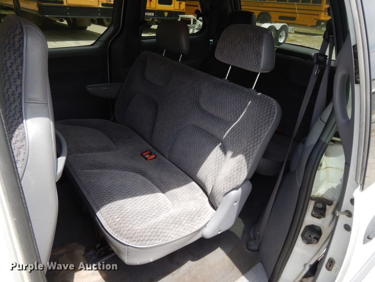 image for item DG7765 1999 Dodge Caravan  van
