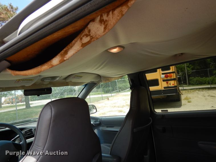 image for item DG7765 1999 Dodge Caravan  van