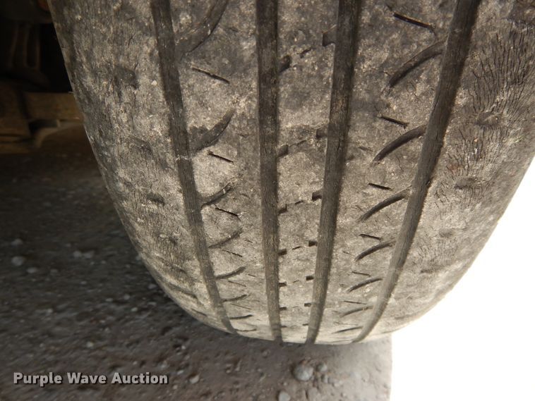 image for item DG7765 1999 Dodge Caravan  van