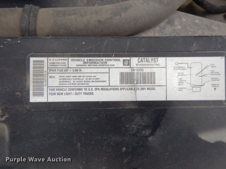 image for item DG7768 2001 Chevrolet Suburban C1500  SUV