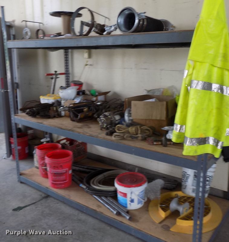 image for item DO9323 Edsal metal shelving