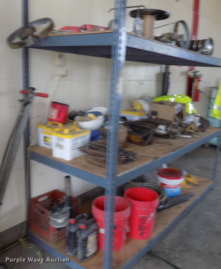 image for item DO9323 Edsal metal shelving