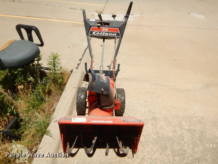 image for item DT9211 Gilson snow blower