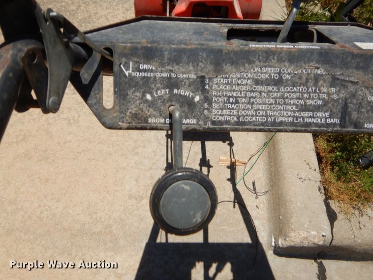 image for item DT9211 Gilson snow blower