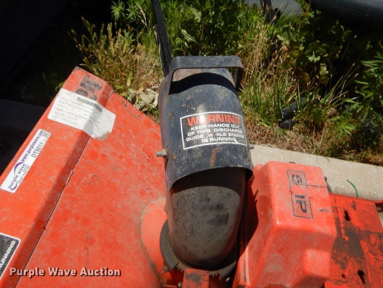 image for item DT9211 Gilson snow blower