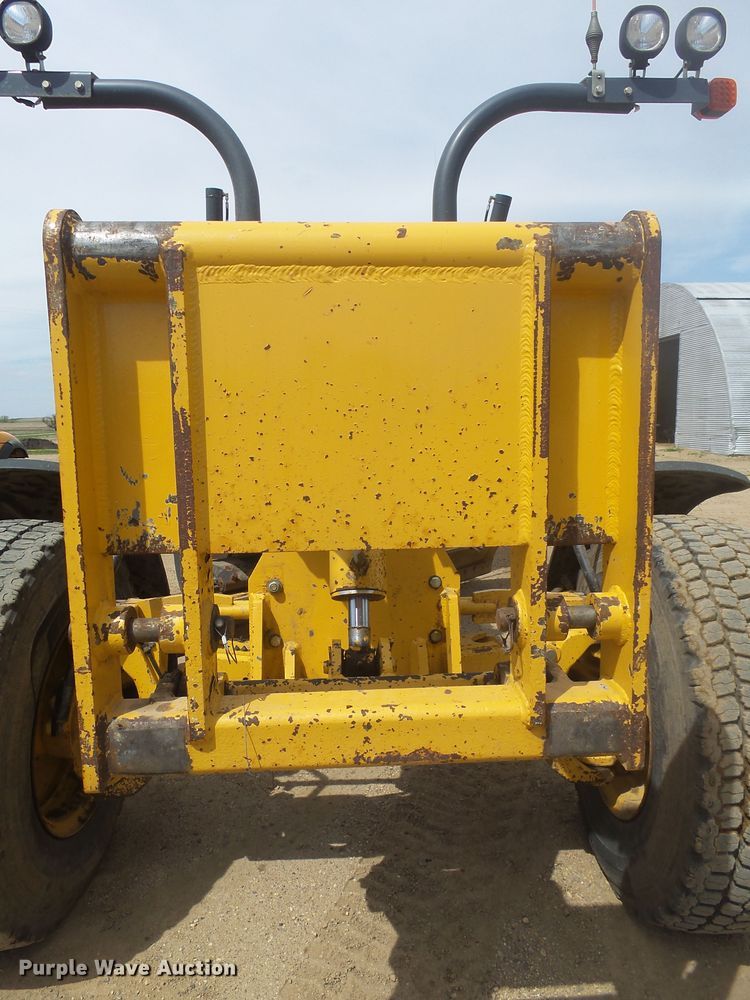 image for item DX9214 2010 John Deere 770G  motor grader