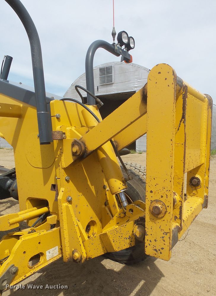 image for item DX9214 2010 John Deere 770G  motor grader