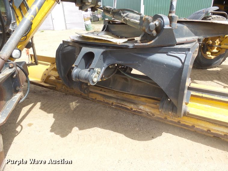 image for item DX9214 2010 John Deere 770G  motor grader