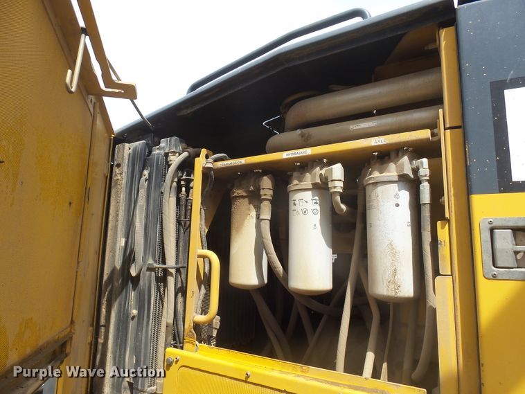 image for item DX9214 2010 John Deere 770G  motor grader